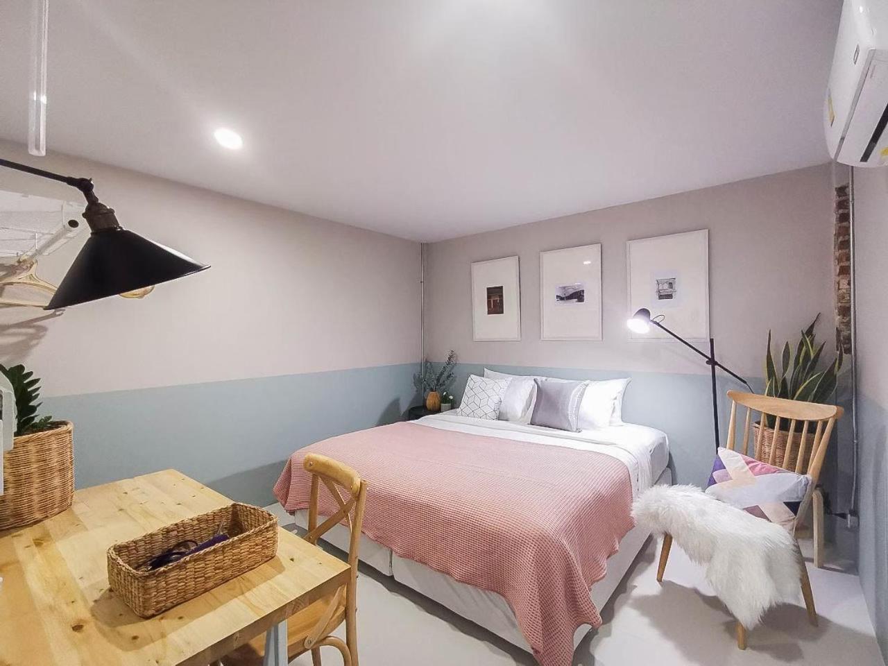Snoozy Guesthouse Phuket Extérieur photo