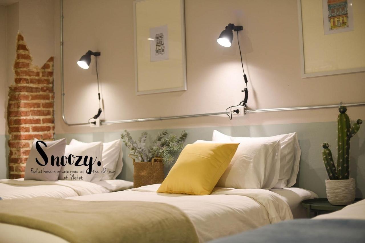 Snoozy Guesthouse Phuket Extérieur photo