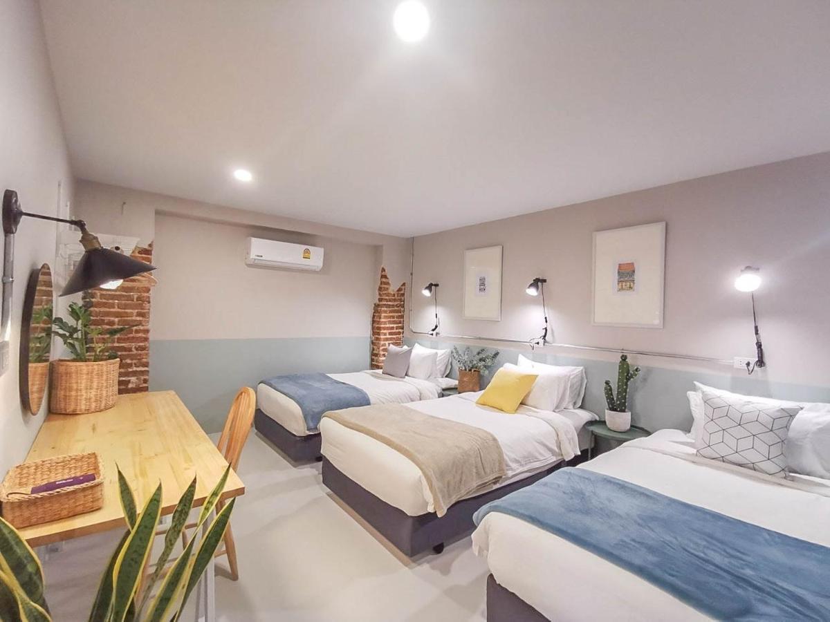 Snoozy Guesthouse Phuket Extérieur photo