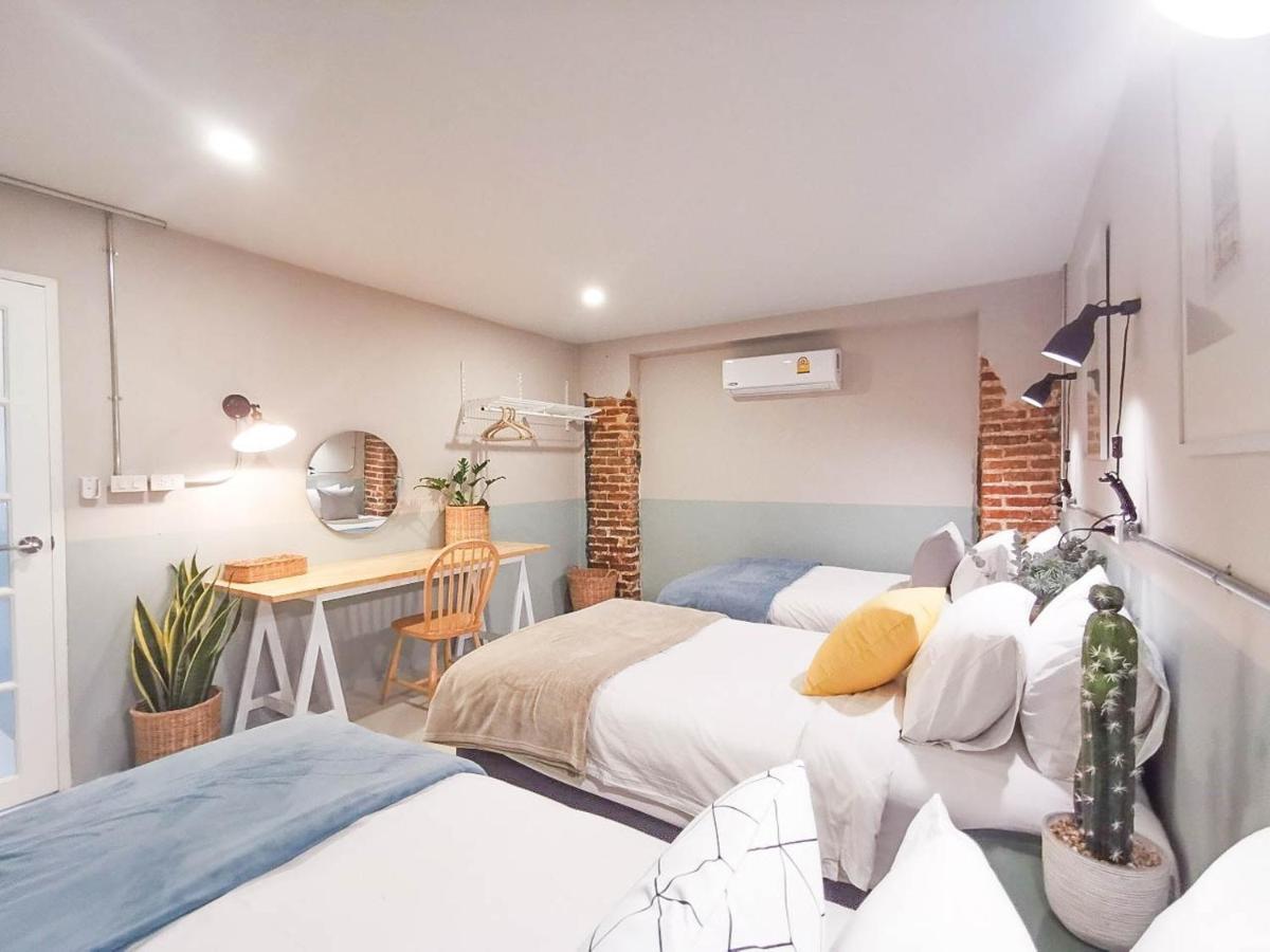 Snoozy Guesthouse Phuket Extérieur photo