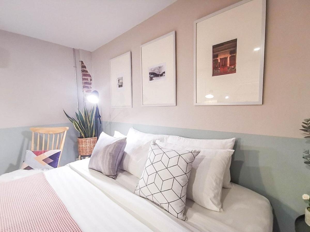 Snoozy Guesthouse Phuket Extérieur photo