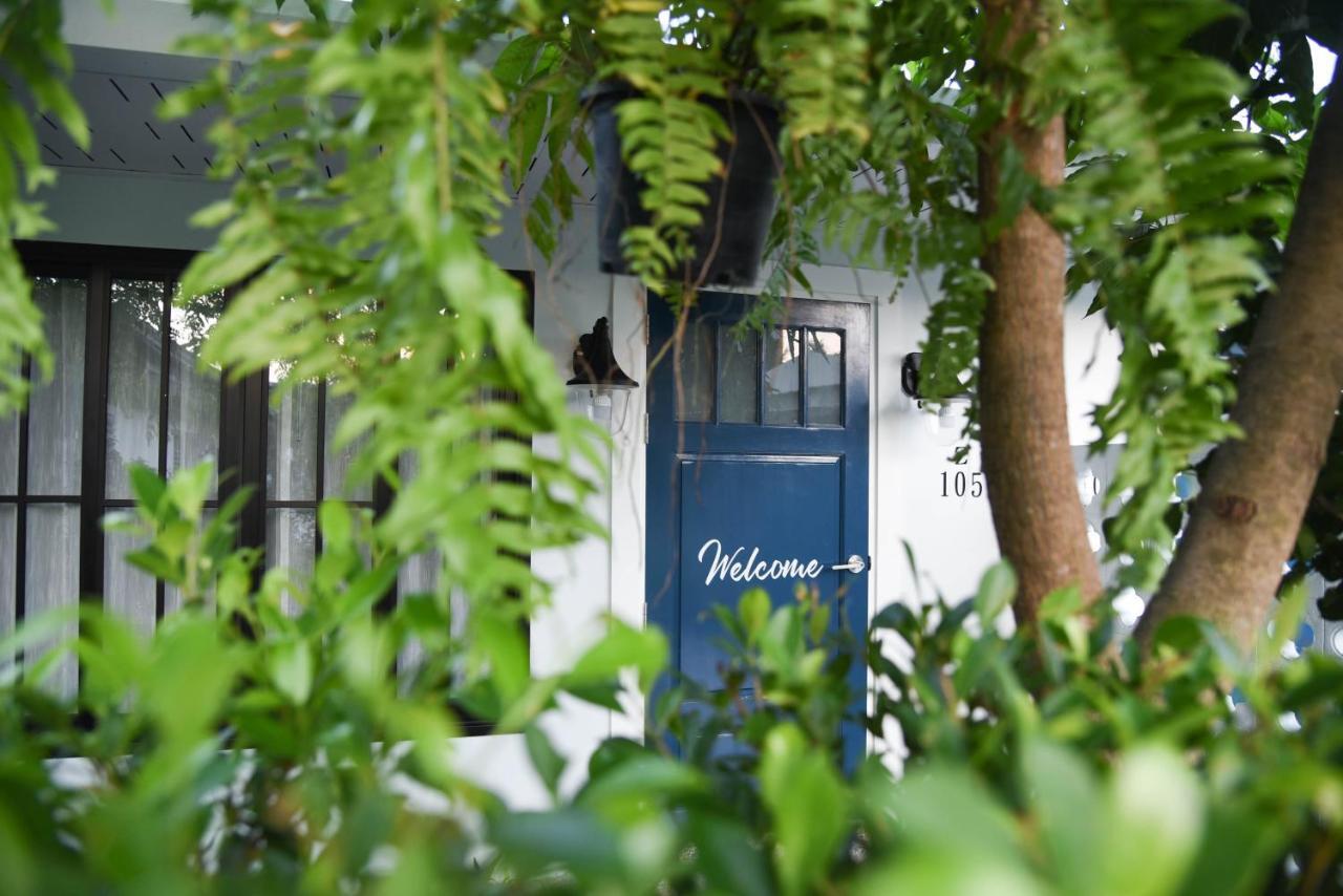 Snoozy Guesthouse Phuket Extérieur photo